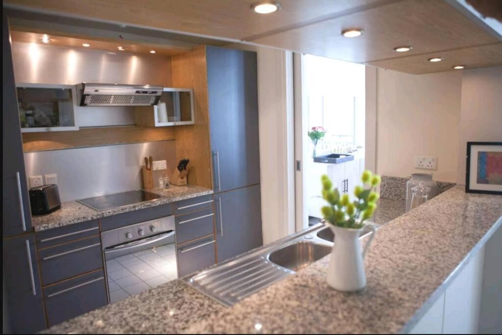 Dubai Marina 1 Bedroom Apt. Walking Distance Jbr. Екстериор снимка